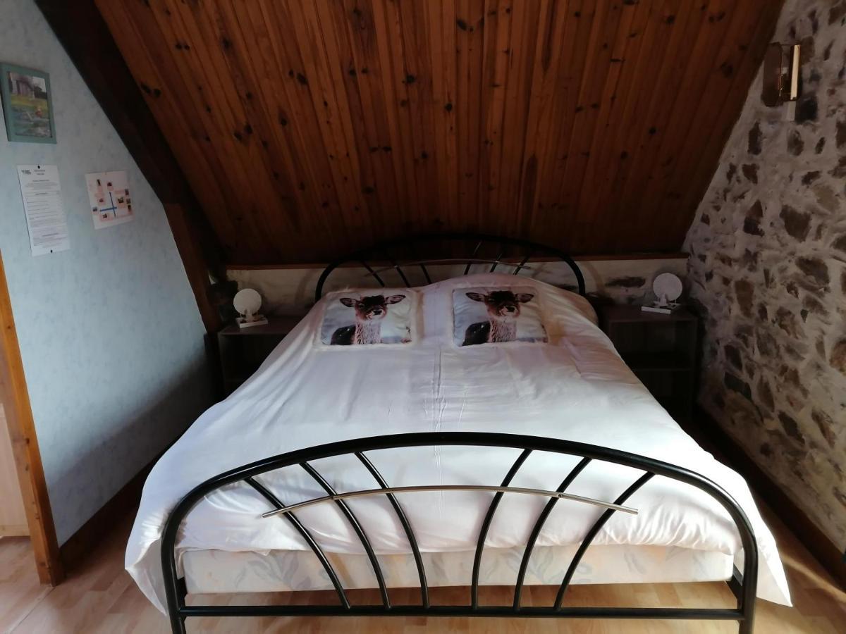 La Petite Boulangerie, chambre d'hôtes indépendante Vaubadon Exterior foto