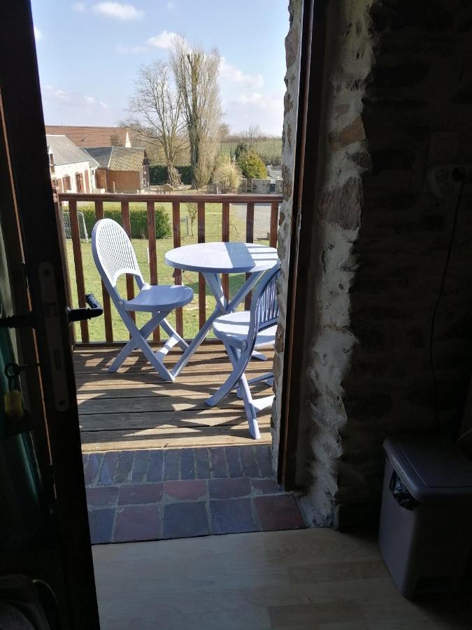 La Petite Boulangerie, chambre d'hôtes indépendante Vaubadon Exterior foto